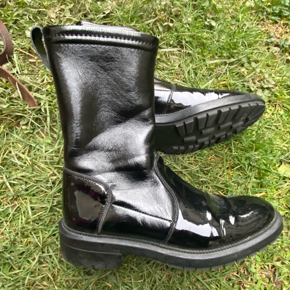 Italian Patent Leather Boots - Picture 2 of 4